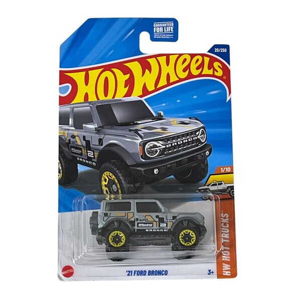 Hot Wheels ’21 Ford Bronco HW Hot Trucks Gray Off Road SUV 1:64 Diecast - Picture 1 of 6